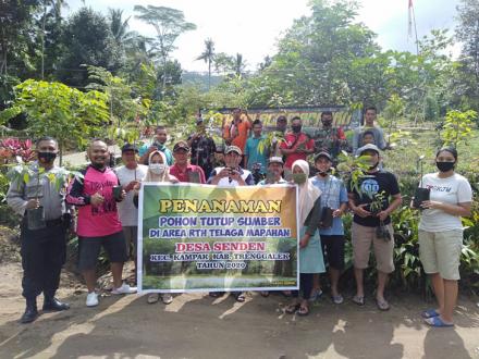 Penanaman Pohon Tutup Sumber di RTH Telaga Mapahan